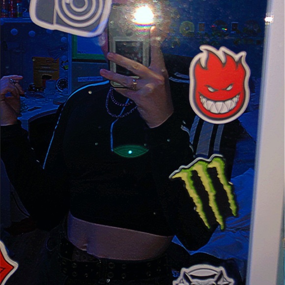 ❗️crop top❗️ - Picture 2 of 3